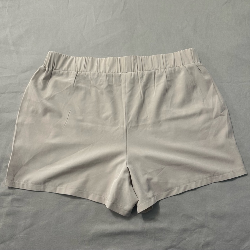 RBX Active Women’s Relaxed Fit Shorts Off White Beige Size Medium Hiking - Picture 2 of 11